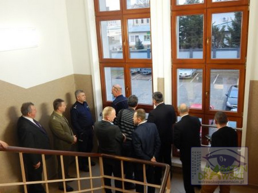 Odprawa drawskich policjantów w zmodernizowanej siedzibie