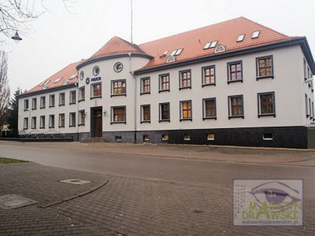 Odprawa drawskich policjantów w zmodernizowanej siedzibie
