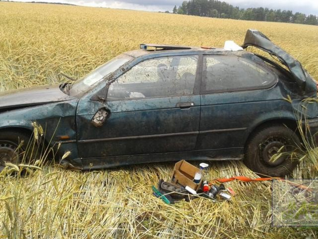 Potrącenie pieszego i wypadek na krajowej 20.