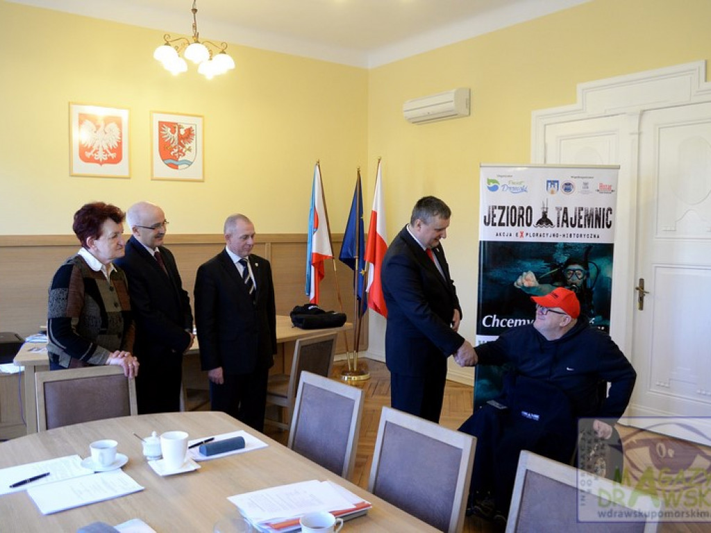 Zarząd z niespodzianką