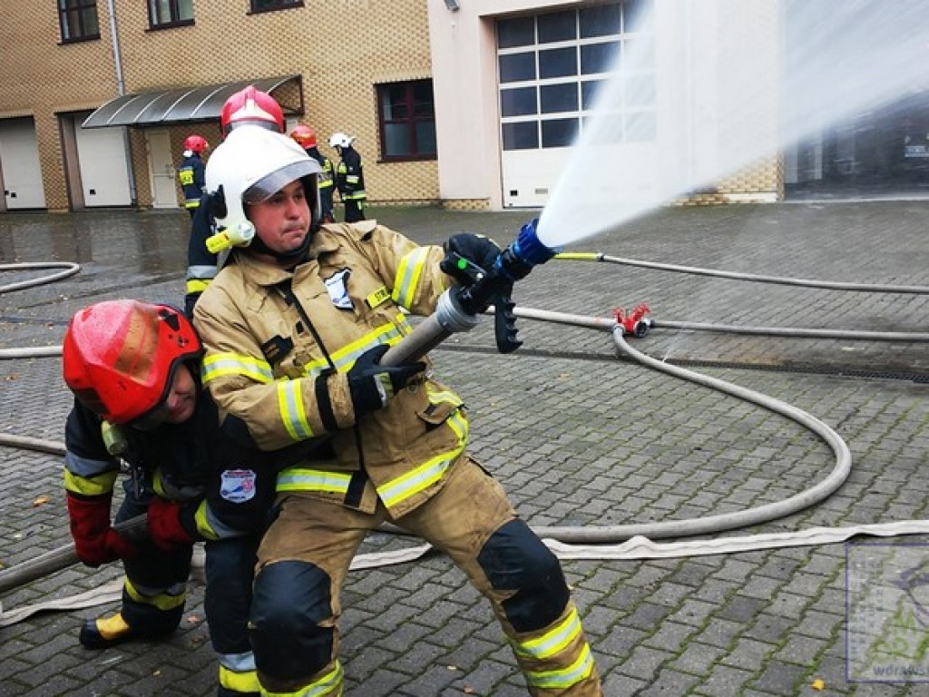 Warsztaty z gaszenia pożarów wewnętrznych - KP PSP DRAWSKO