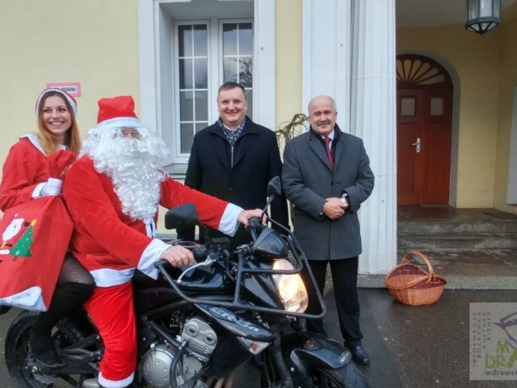 Zdrowy Mikołaj na oddziale