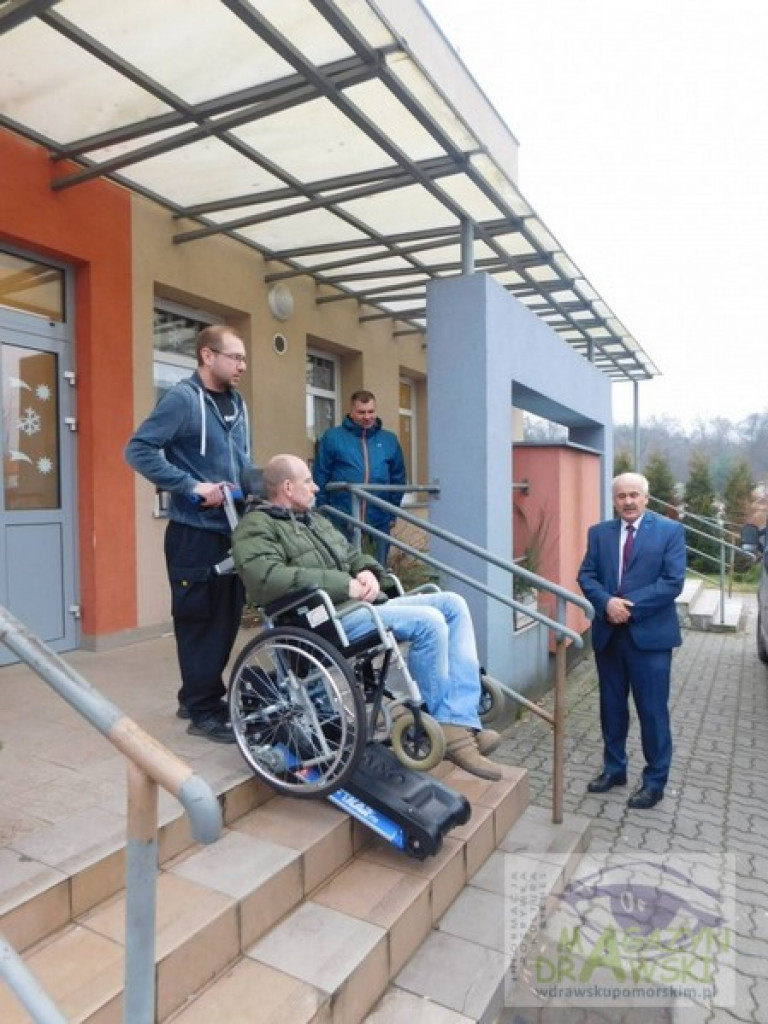 Schodołazy gąsienicowe - dla niepełnosprawnych.