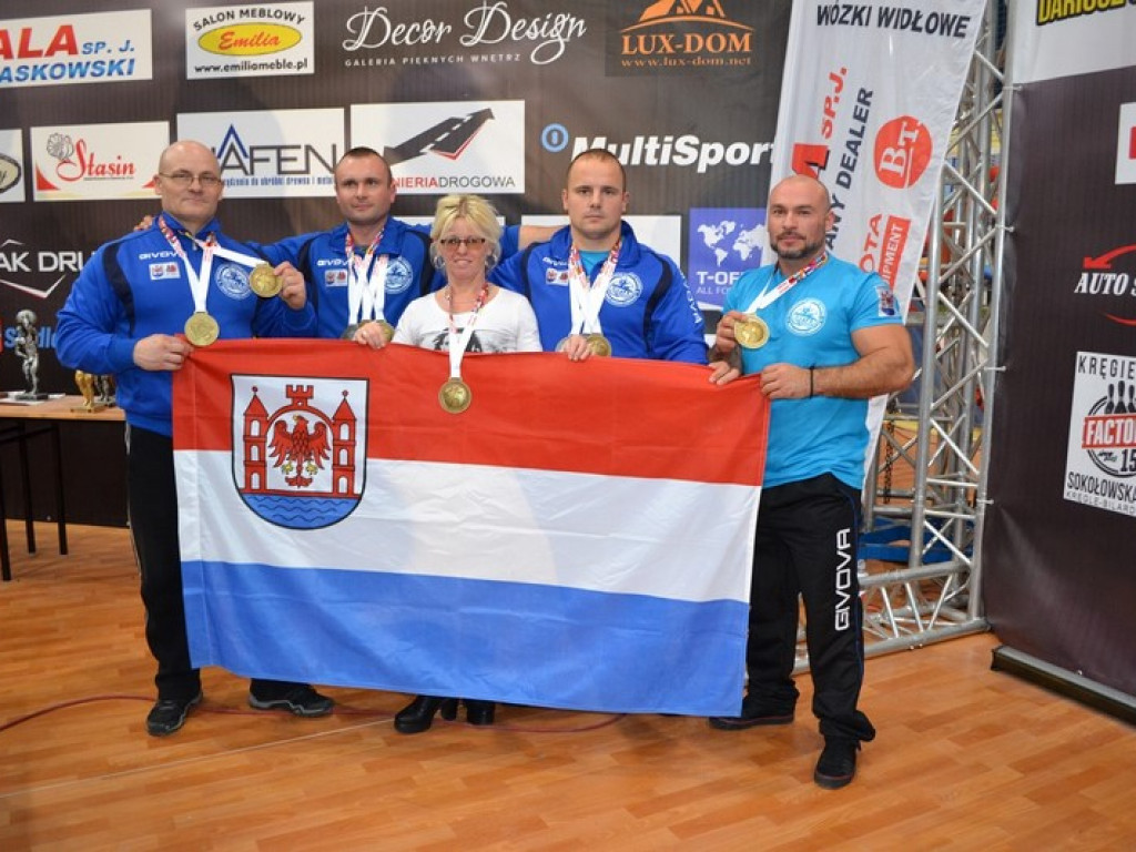 RUFIANY MISTRZAMI ŚWIATA
