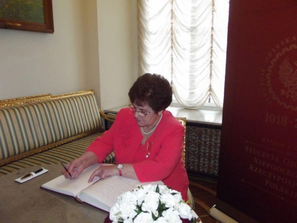 KRZYŻ KAWALERSKI ORDERU ODRODZENIA POLSKI DLA MIESZKANKI CZAPLINKA