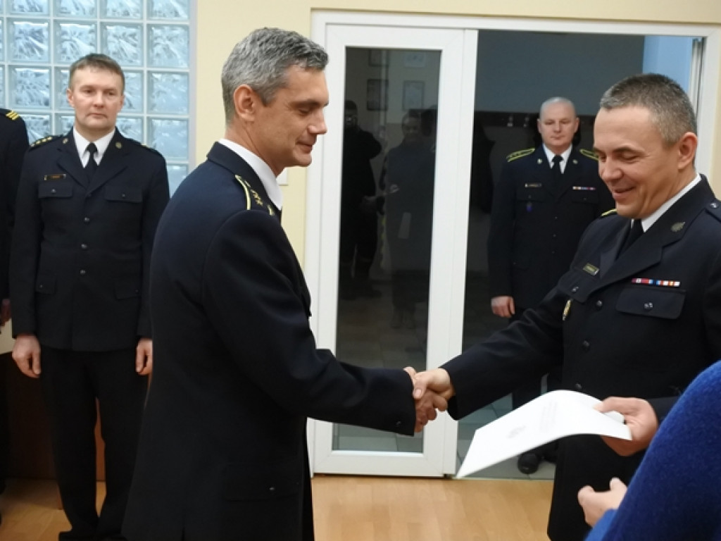 Kolejny doświadczony strażak na emeryturze