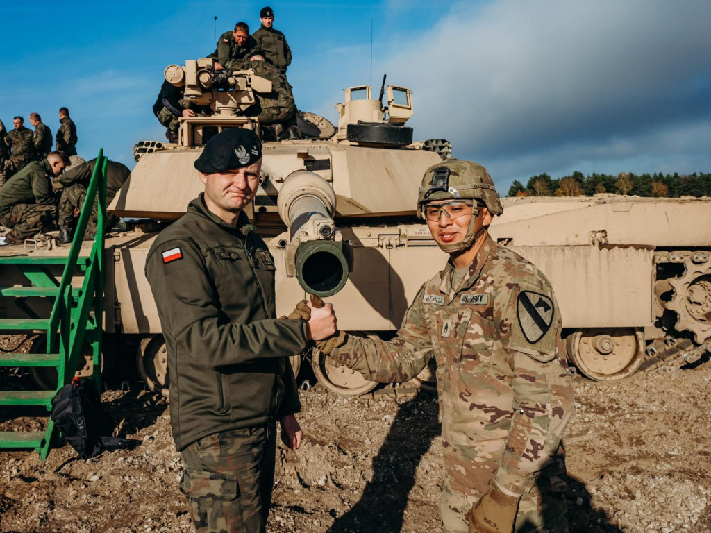 Abrams Logistic Summit na DRAWSKIM POLIGONIE