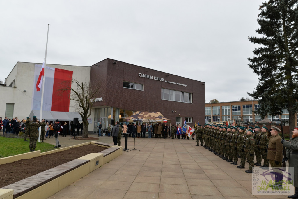 BÓG, HONOR, OJCZYZNA to jest Niepodległa POLSKA