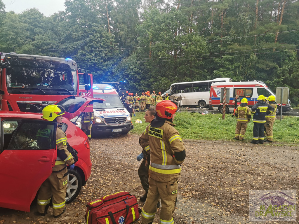 [DW 175] 17 osób poszkodowanych na trasie Drawsko Pomorskie - Konotop