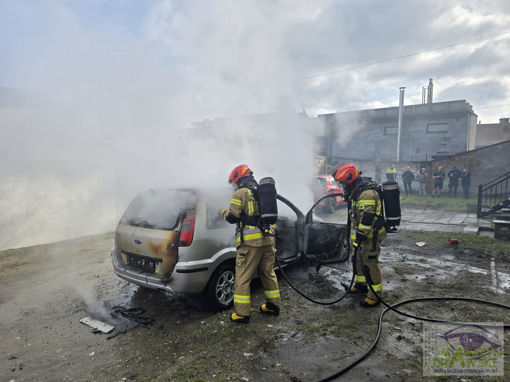 Pożar pojazdu w Drawsku Pomorskim