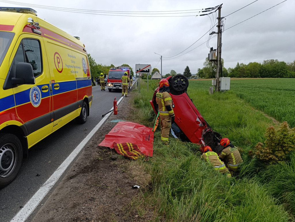 [DK 20] Zderzenie trzech pojazdów