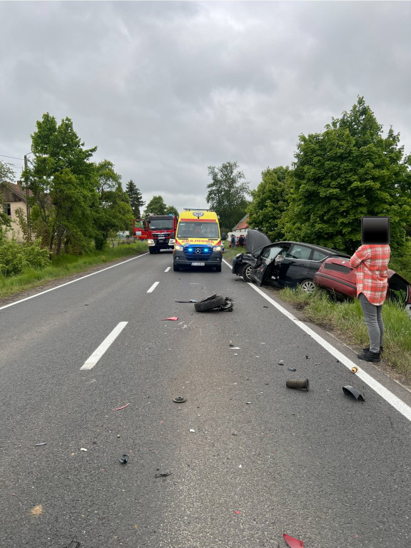 [DK 20] Zderzenie trzech pojazdów