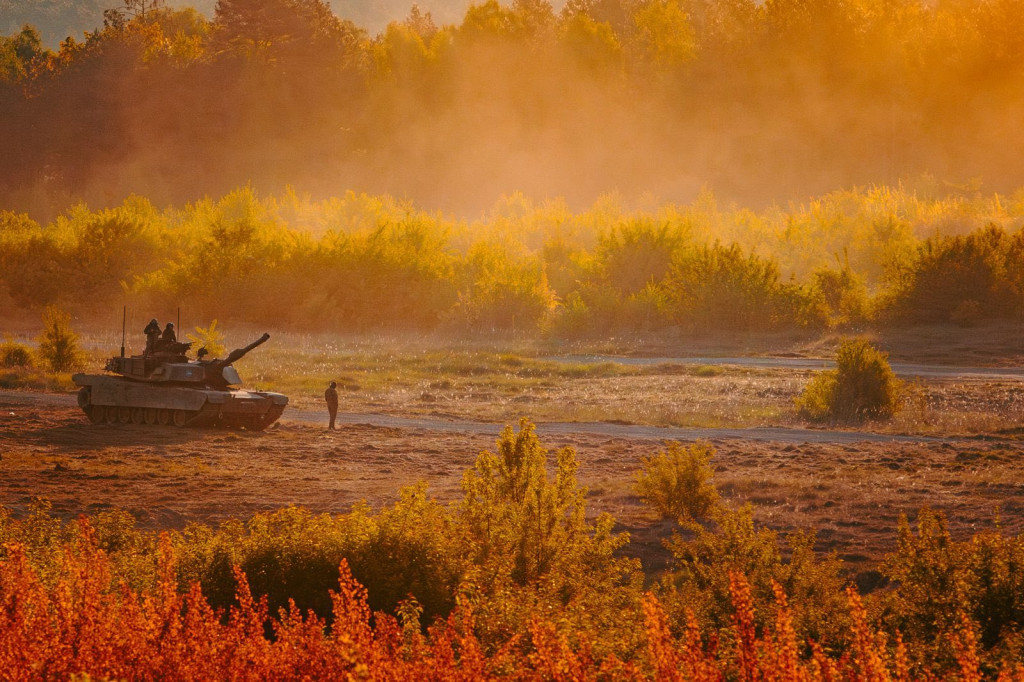 Polski ABRAMS w natarciu