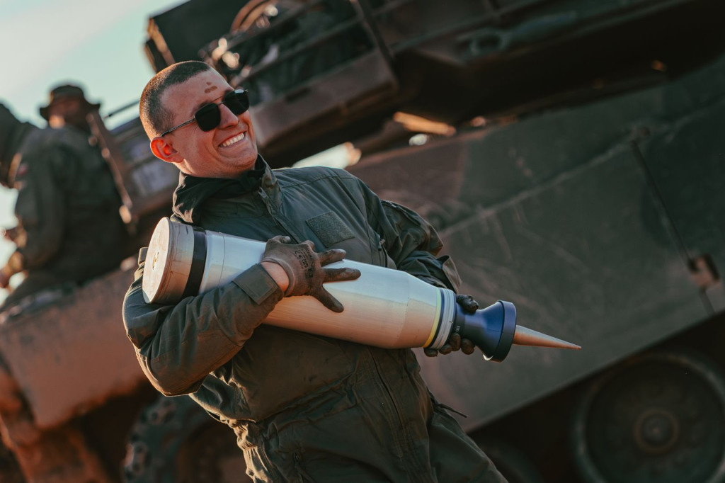 Polski ABRAMS w natarciu