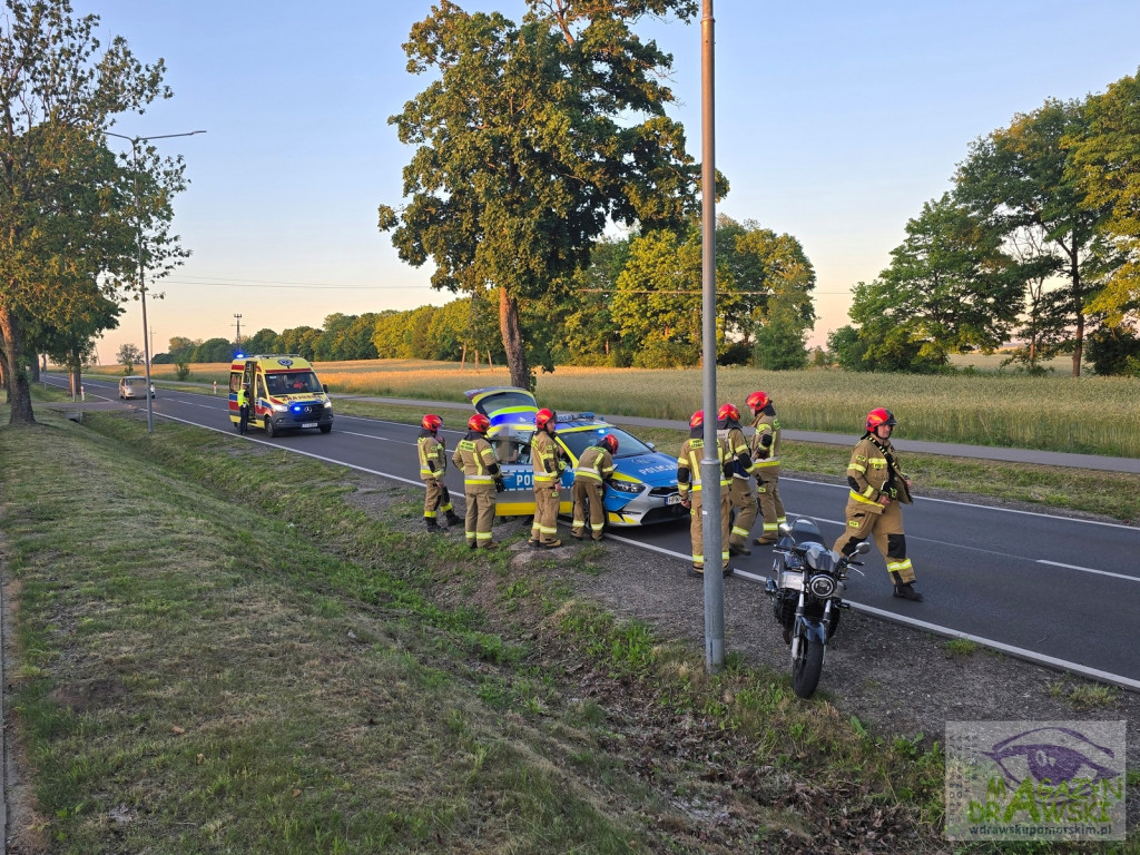 Motocykl uderzył w pojazd
