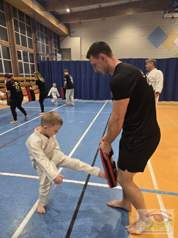 Karat, trening, integracja