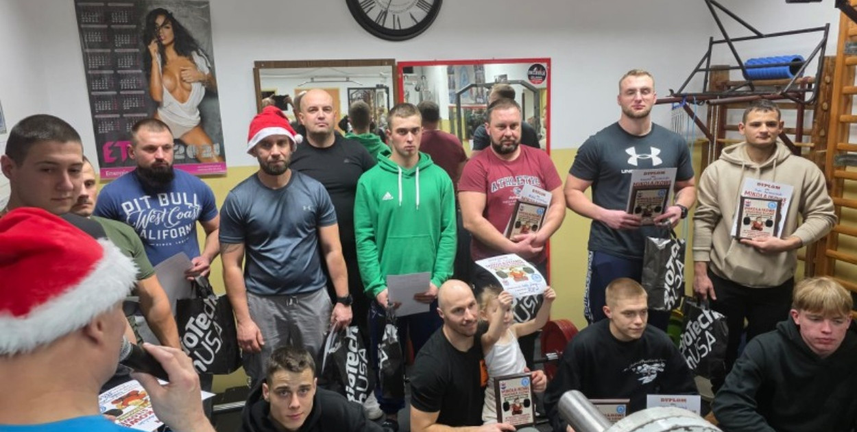 Mikołajkowe zmagania siłowe