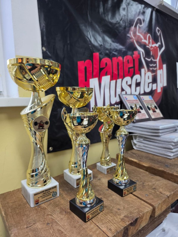 Mikołajkowe zmagania siłowe