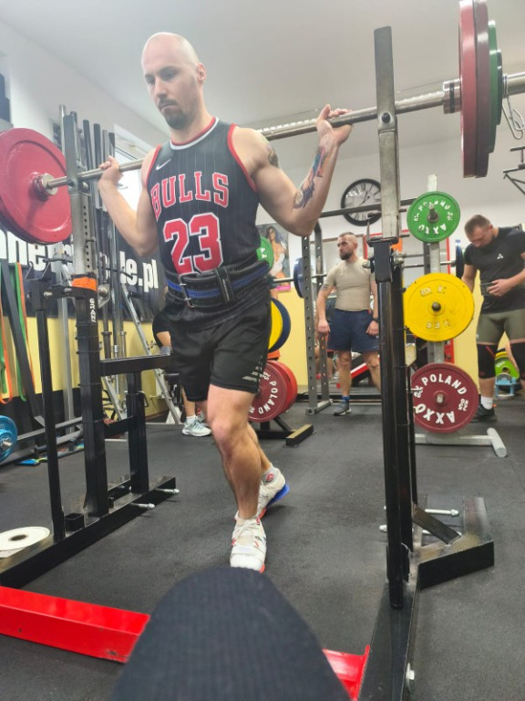 Mikołajkowe zmagania siłowe