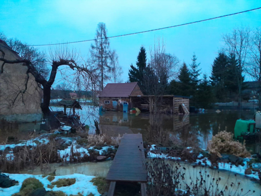 Zima, deszcz i podtopienia