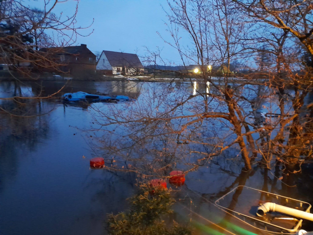 Zima, deszcz i podtopienia