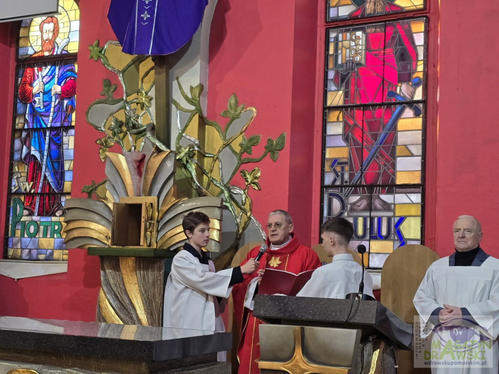 Wielki Piątek - Liturgia Męki Pańskiej