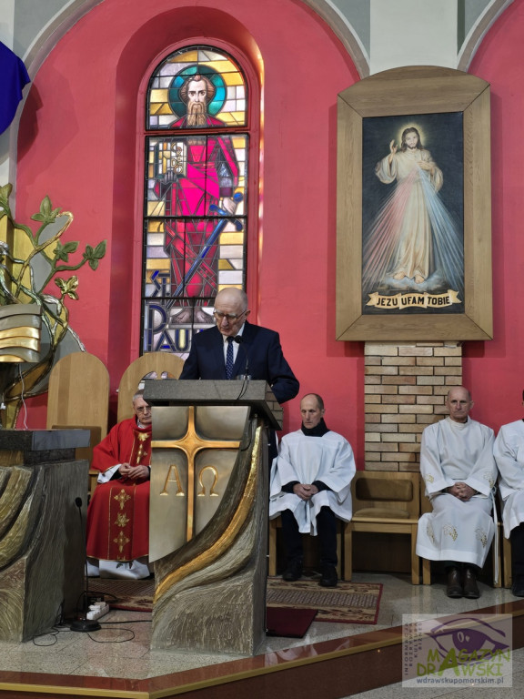 Wielki Piątek - Liturgia Męki Pańskiej