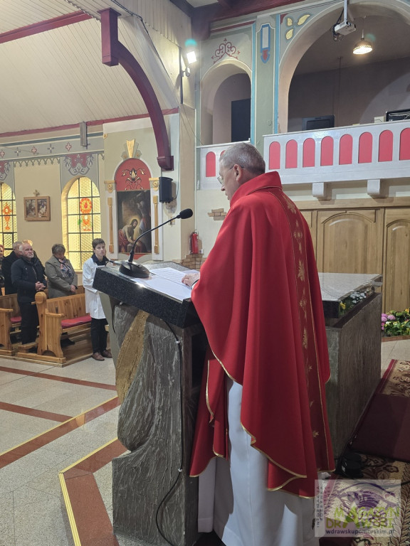 Wielki Piątek - Liturgia Męki Pańskiej