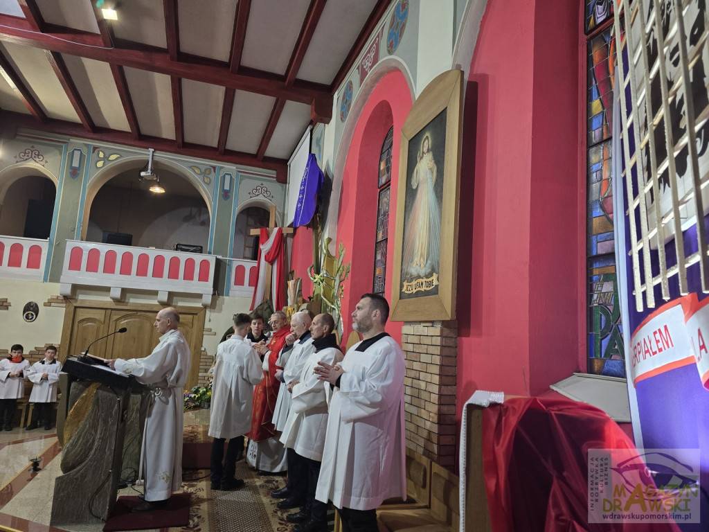 Wielki Piątek - Liturgia Męki Pańskiej