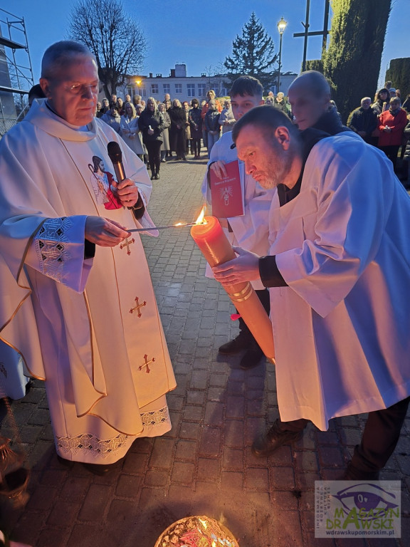 Liturgia Wigilii Paschalnej