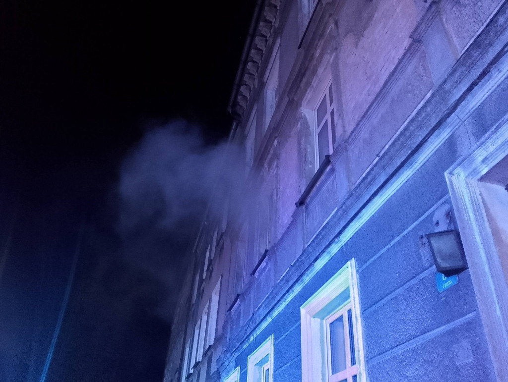 Złocieniec. Strażacy wynieśli 3 osoby