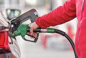 Ceny paliw. Kierowcy nie odczują zmian, eksperci mówią o "napiętej sytuacji"-10002