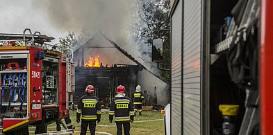 9 zastępów straży pożarnej skierowano do akcji w Kaliszu Pomorskim-15531
