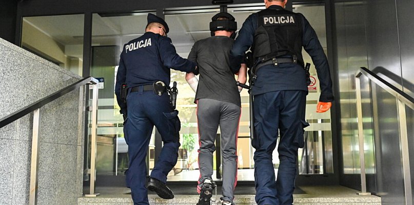 Podejrzani ws. zabójstwa pod sklepem monopolowym w Policach usłyszeli zarzuty - 16235