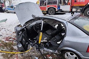 [DW 151] Samochodem w drzewo-3243