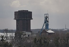 Pięcioletnie urlopy i nawet 170 tys. zł odprawy. Zmiany dla dużej grupy-16548