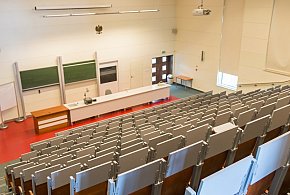 Uczelnie przeżywają oblężenie. Ten kierunek przyciąga tłumy-17448