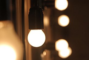 Rachunki za prąd pójdą w dół. Rząd usuwa opłatę doliczaną od lat-17471