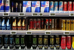 Popularne napoje pójdą ostro w górę. Rząd szykuje podwyżkę VAT-17548