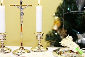 Czego absolutnie nie robić podczas kolędy? Tak nie przyjmuje się księdza-17955