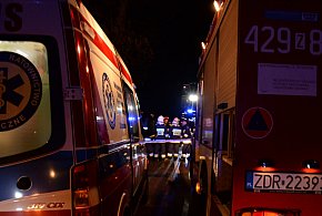 Akcja służb ratunkowych - trzy osoby trafiły do szpitala