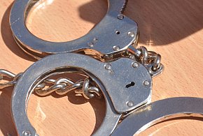 Kolejne cztery osoby zatrzymane ws. wystawiania nierzetelnych faktur VAT