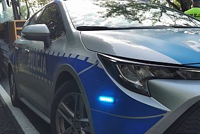 Stracił panowanie nad samochodem i uderzył w ogrodzenie ... był pijany