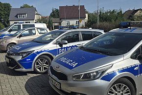 Mężczyzna zabarykadował się w mieszkaniu i groził zamordowaniem matki i dziecka