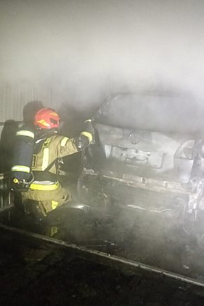 Pożar garażu w Drawsku Pomorskim-3203