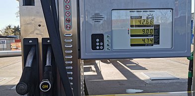 Ekspert: ceny paliw wzrosną, ale mało prawdopodobne, by benzyna kosztowała po 8–9