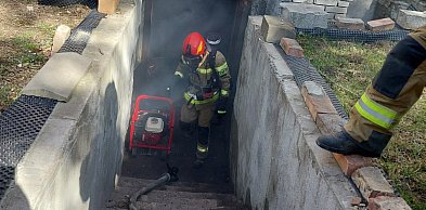 4 zastępy strażackie gasi pożar w Rzęśnicy