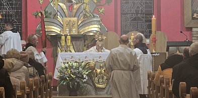 Kard. Ryś: ludzie, którzy poszukują Zmartwychwstałego, bardzo potrzebują siebie wz