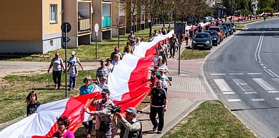 Najdłuższa flaga Polski została rozwinięta w Bornem Sulinowie
