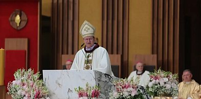 Abp Wojda: poznanie Boga pozwala człowiekowi odkryć sens życia